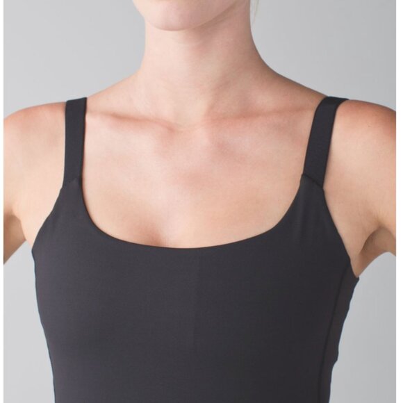 Lululemon Barre None Tank - Size 4- Great condition - Picture 9 of 10